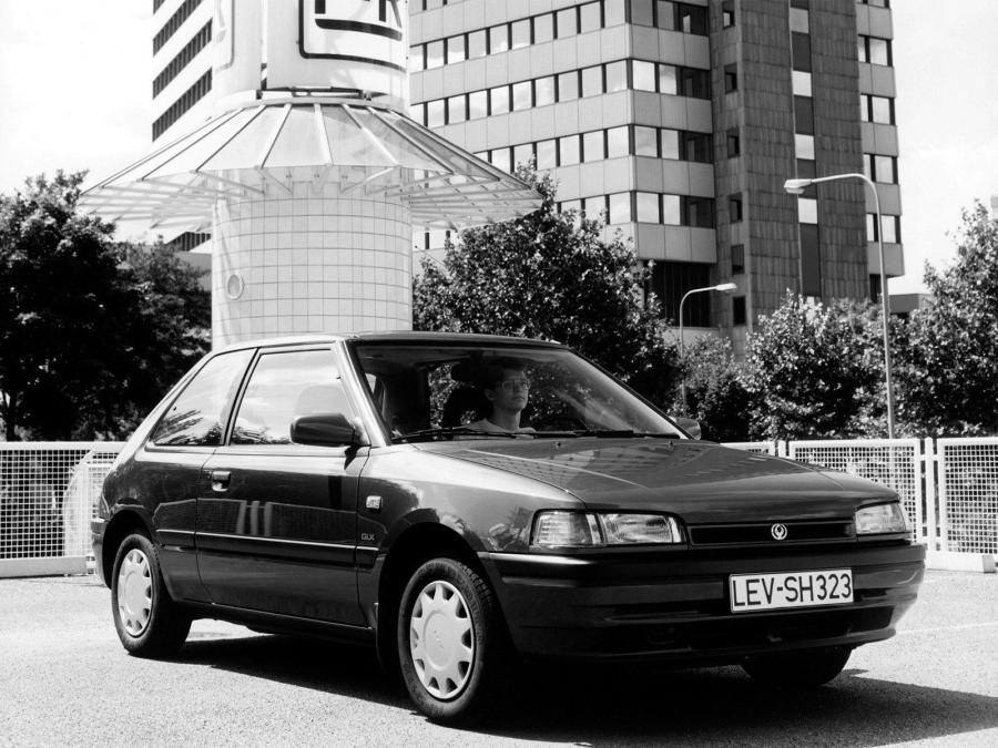 Mazda 323 3-Door '1989